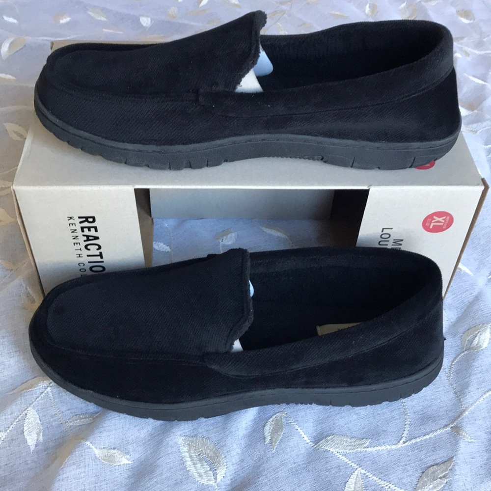 KENNETH COLE Slippers - Picture 7 of 8